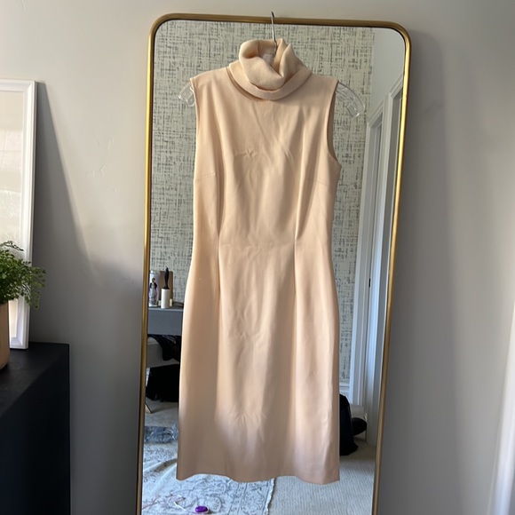 Dolce & Gabbana cream/ ecru turtleneck dress - Picture 4 of 10